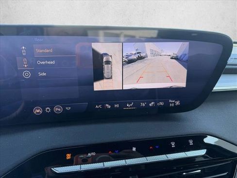 Used 2025 Buick Enclave Preferred image 19