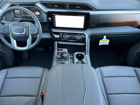 Used 2025 GMC Sierra 1500 Elevation w/ Elevation Premium Package image 14