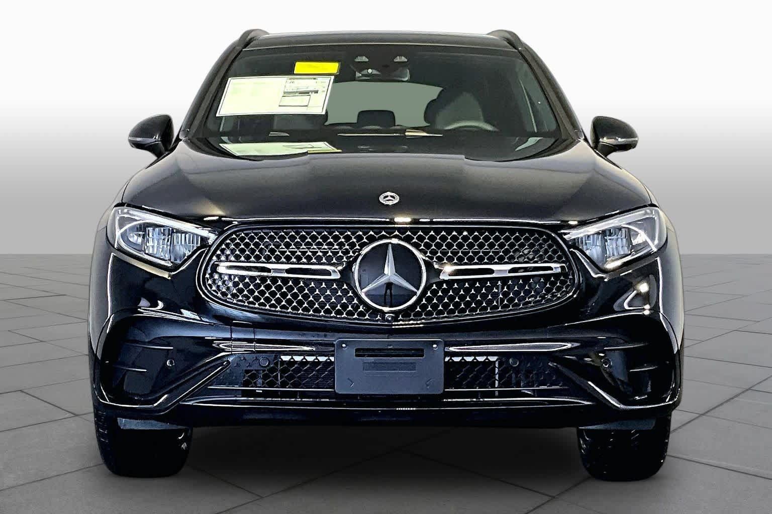 New 2026 Mercedes-Benz GLC 300 4MATIC image 2