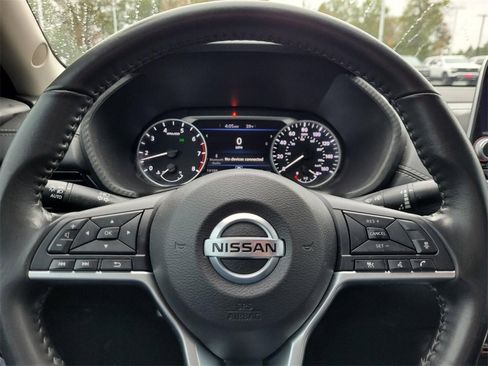 Used 2021 Nissan Sentra SV image 18