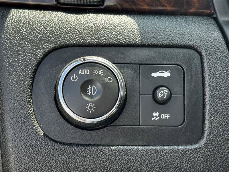 Used 2015 Chevrolet Impala LTZ FWD image 25