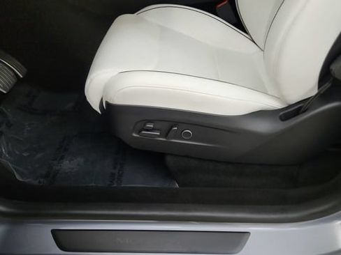 Used 2026 Tesla Model Y Performance AWD/4WD image 47