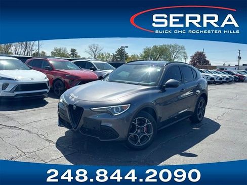 Used 2018 Alfa Romeo Stelvio Sport w/ Quick Order Package 22J Sport AWD/4WD image 1