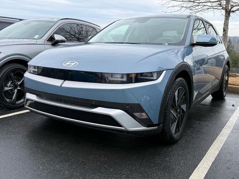 New 2026 Hyundai Ioniq 5 SE image 5