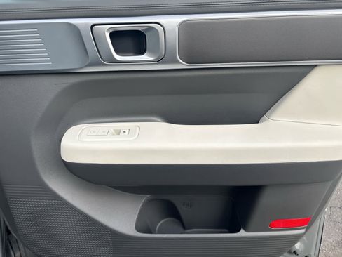 Used 2025 Hyundai Santa Fe SE image 22