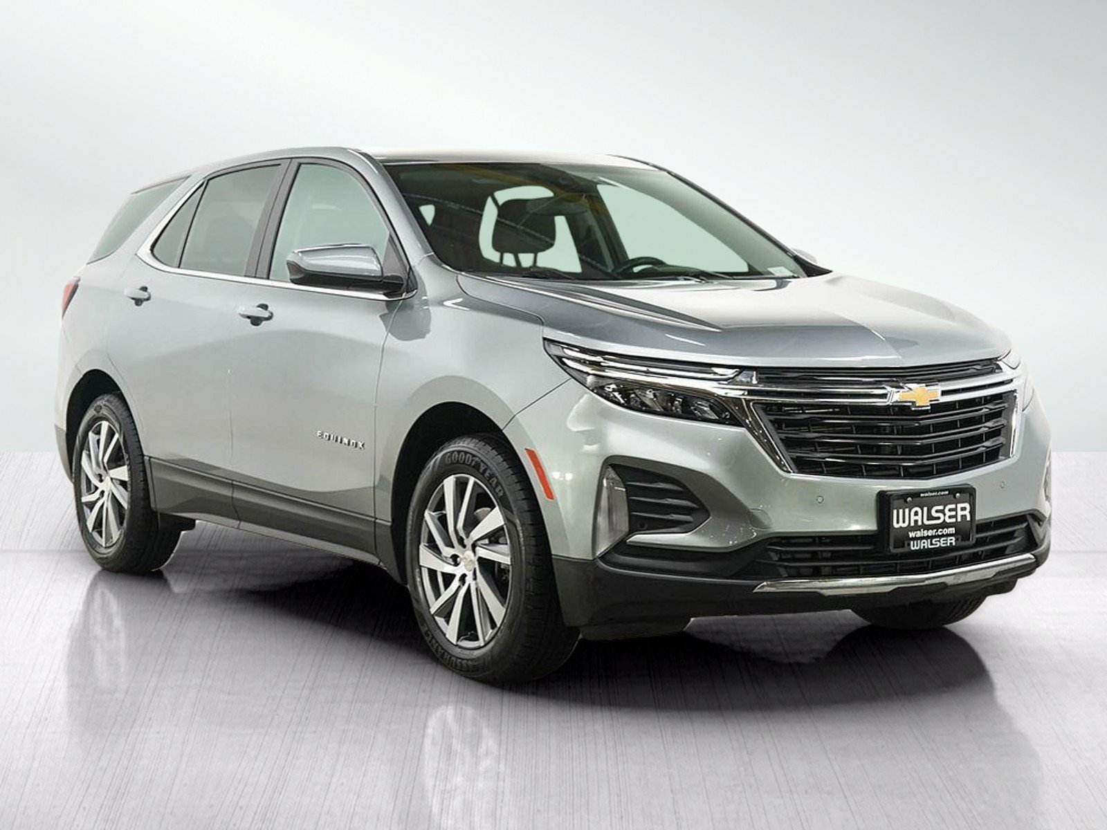 Used 2023 Chevrolet Equinox LT AWD/4WD image 7