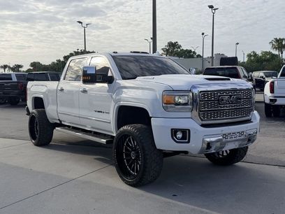 Used 2019 GMC Sierra 2500 Denali w/ Duramax Plus Package