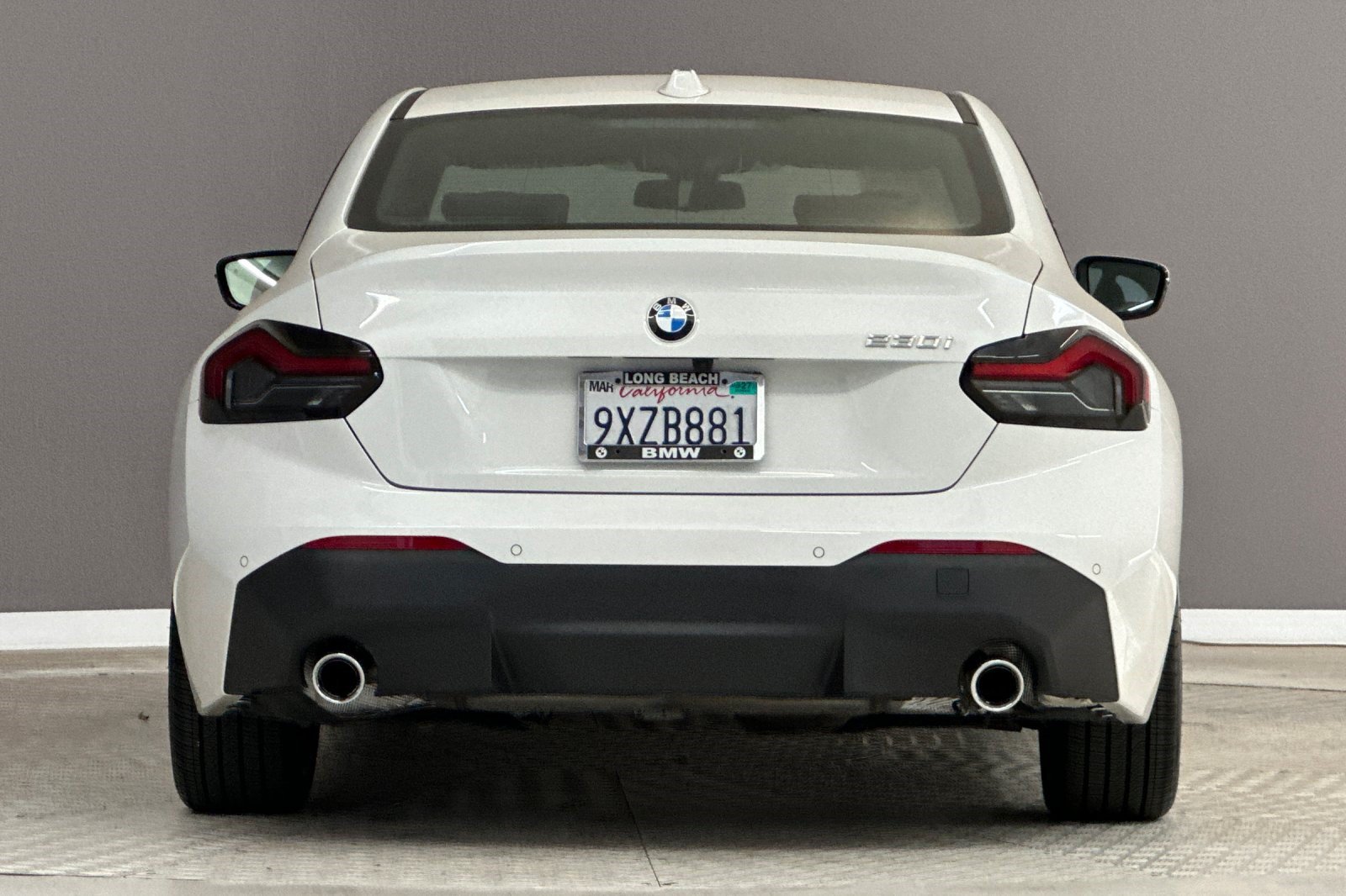 Used 2026 BMW 230i Coupe w/ Convenience Package RWD image 9