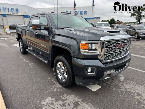 Used 2018 GMC Sierra 3500 Denali w/ Duramax Plus Package AWD/4WD image 1