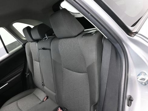 Used 2022 Toyota RAV4 XLE w/ Convenience Package FWD image 30