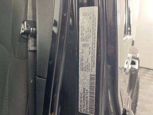 Used 2021 Jeep Gladiator Sport image 35