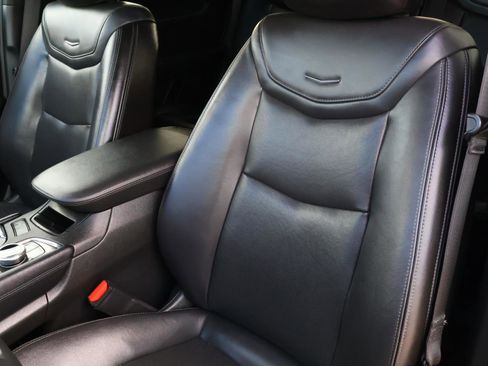 Used 2024 Cadillac XT5 Premium Luxury image 19