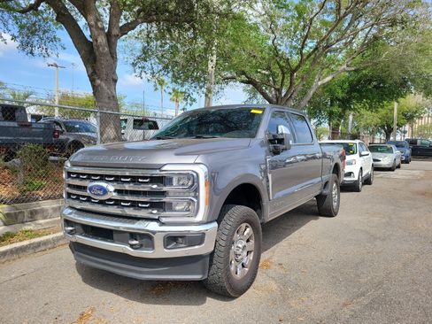 Used 2023 Ford F250 Lariat w/ Lariat Ultimate Package image 1