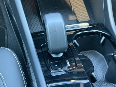 Certified 2023 Volvo C40 P8 Recharge Plus AWD/4WD image 24