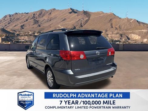 Used 2010 Toyota Sienna XLE FWD image 4
