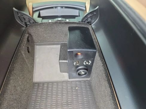 Used 2015 BMW 750Li RWD image 39