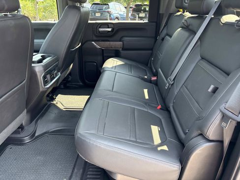 Used 2022 GMC Sierra 3500 Denali w/ Denali Black Diamond Edition AWD/4WD image 33