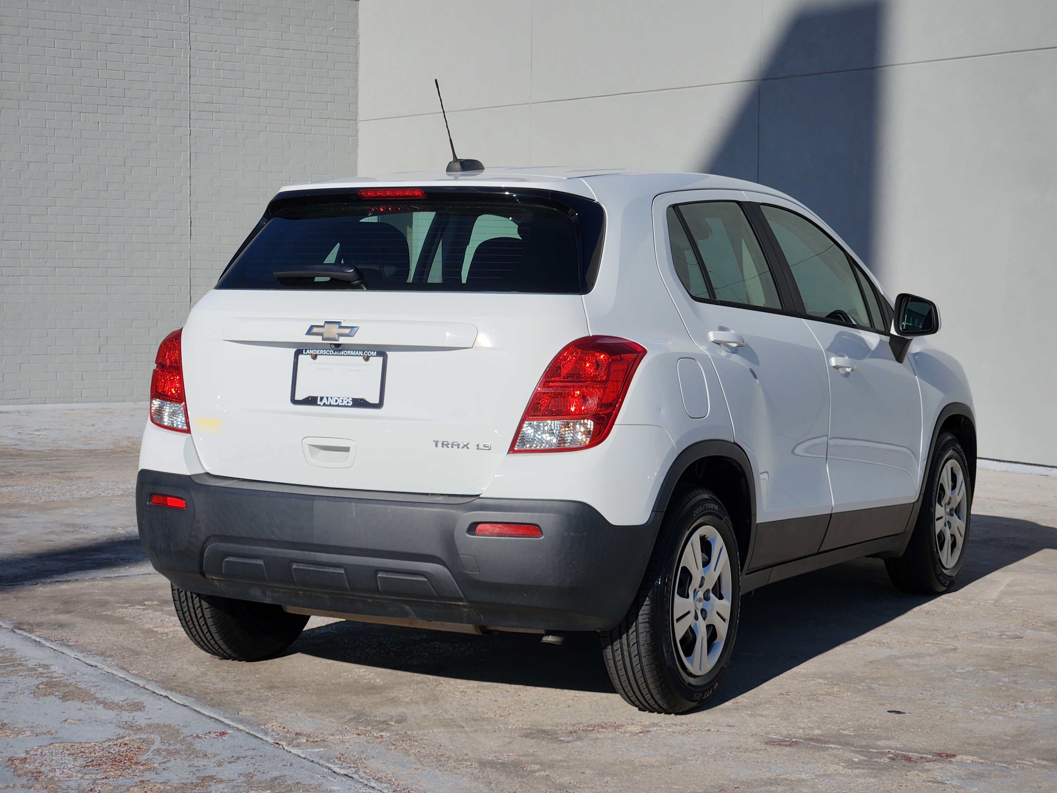 Used 2016 Chevrolet Trax LS FWD image 7