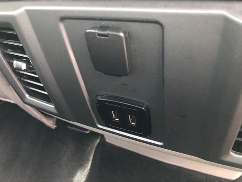 Used 2018 Ford F150 XLT image 23