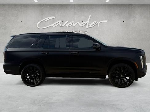 Certified 2025 Cadillac Escalade Sport Platinum w/ LPO, ONYX Package AWD/4WD image 16