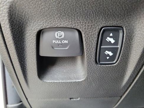 Used 2019 RAM 1500 Limited image 26