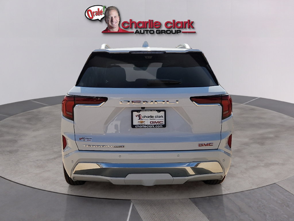 New 2027 GMC Terrain Denali w/ LPO, Floor Liner Package AWD/4WD image 4