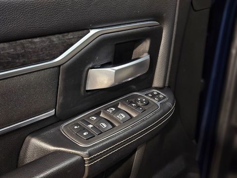 Used 2024 RAM 2500 Big Horn w/ Bed Utility Group image 21