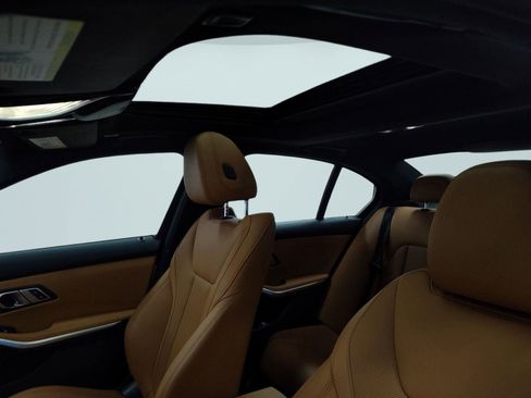 Certified 2023 BMW 330i Sedan w/ M Sport Package image 14