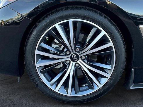 Used 2022 INFINITI Q60 3.0t Luxe w/ Essential Package image 9