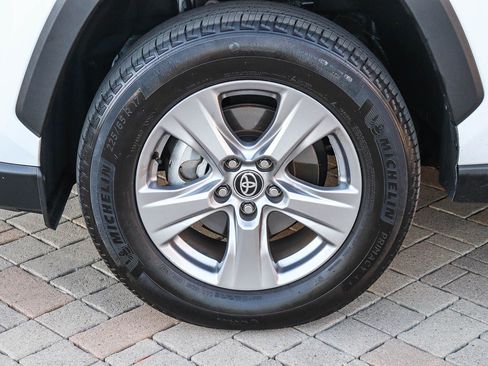 Certified 2025 Toyota RAV4 XLE image 12