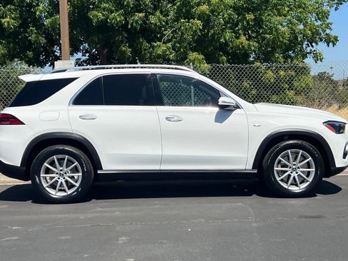 Used 2025 Mercedes-Benz GLE 450e 4MATIC image 8