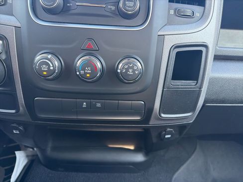 Used 2022 RAM 1500 Tradesman w/ Chrome Plus Package RWD image 17