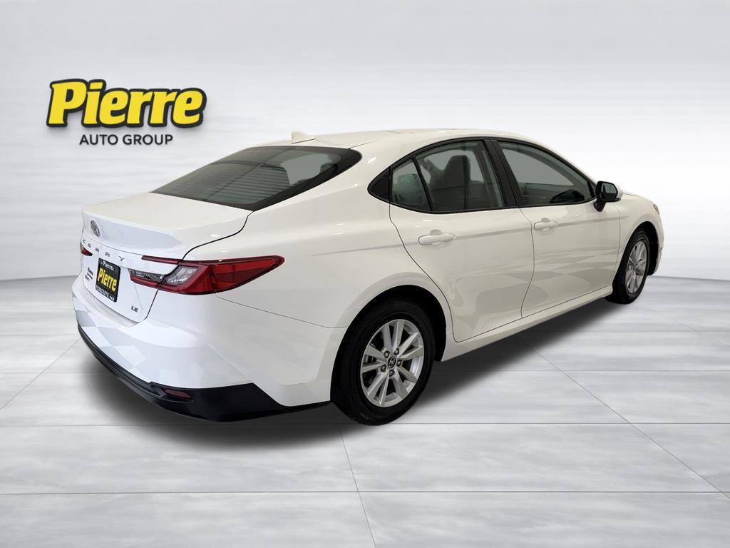 Used 2025 Toyota Camry LE FWD image 5