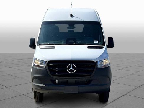 New 2025 Mercedes-Benz Sprinter 3500 image 3