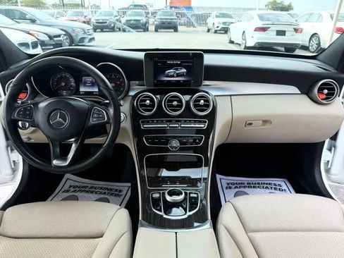 Used 2018 Mercedes-Benz C 300 Sedan image 40