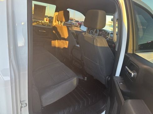 Used 2020 Chevrolet Silverado 1500 LT w/ Convenience Package image 12