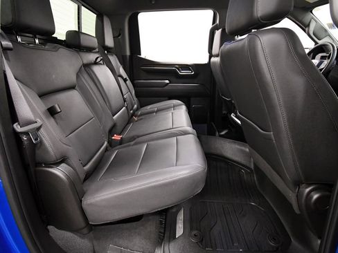 Used 2024 GMC Sierra 1500 Elevation w/ Elevation Premium Package AWD/4WD image 17