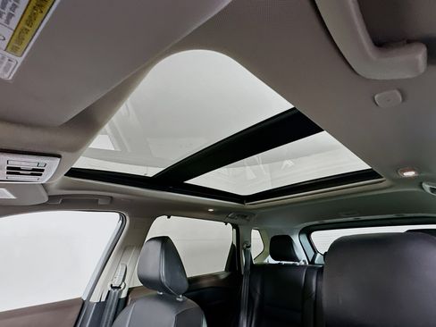 Used 2023 Nissan Rogue SV w/ SV Premium B Package image 25