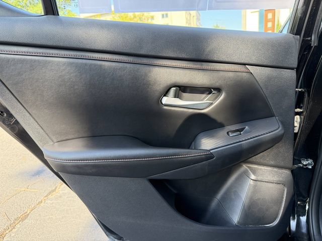 Used 2025 Nissan Sentra SR FWD image 22
