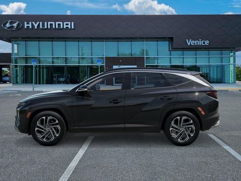New 2026 Hyundai Tucson Limited AWD/4WD image 3