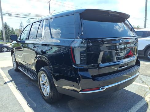 Used 2025 Chevrolet Tahoe LT w/ Comfort Package AWD/4WD image 7