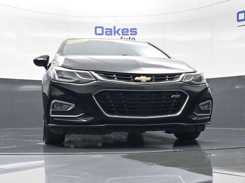 Used 2018 Chevrolet Cruze LT w/ Convenience Package image 36