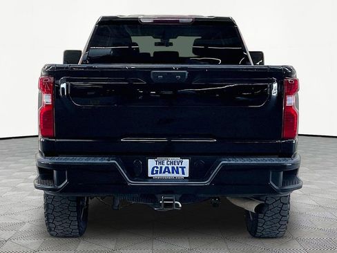 Used 2022 Chevrolet Silverado 2500 Custom w/ Custom Convenience Package AWD/4WD image 6