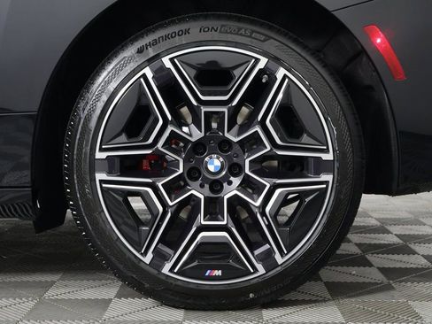 New 2026 BMW iX xDrive60 w/ M Sport Package image 9