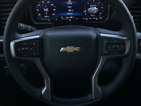 Used 2024 Chevrolet Silverado 1500 LT image 13