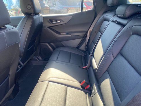 New 2026 Chevrolet Equinox LT w/ Convenience Package II image 10