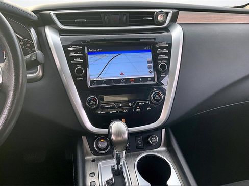 Used 2017 Nissan Murano AWD image 9
