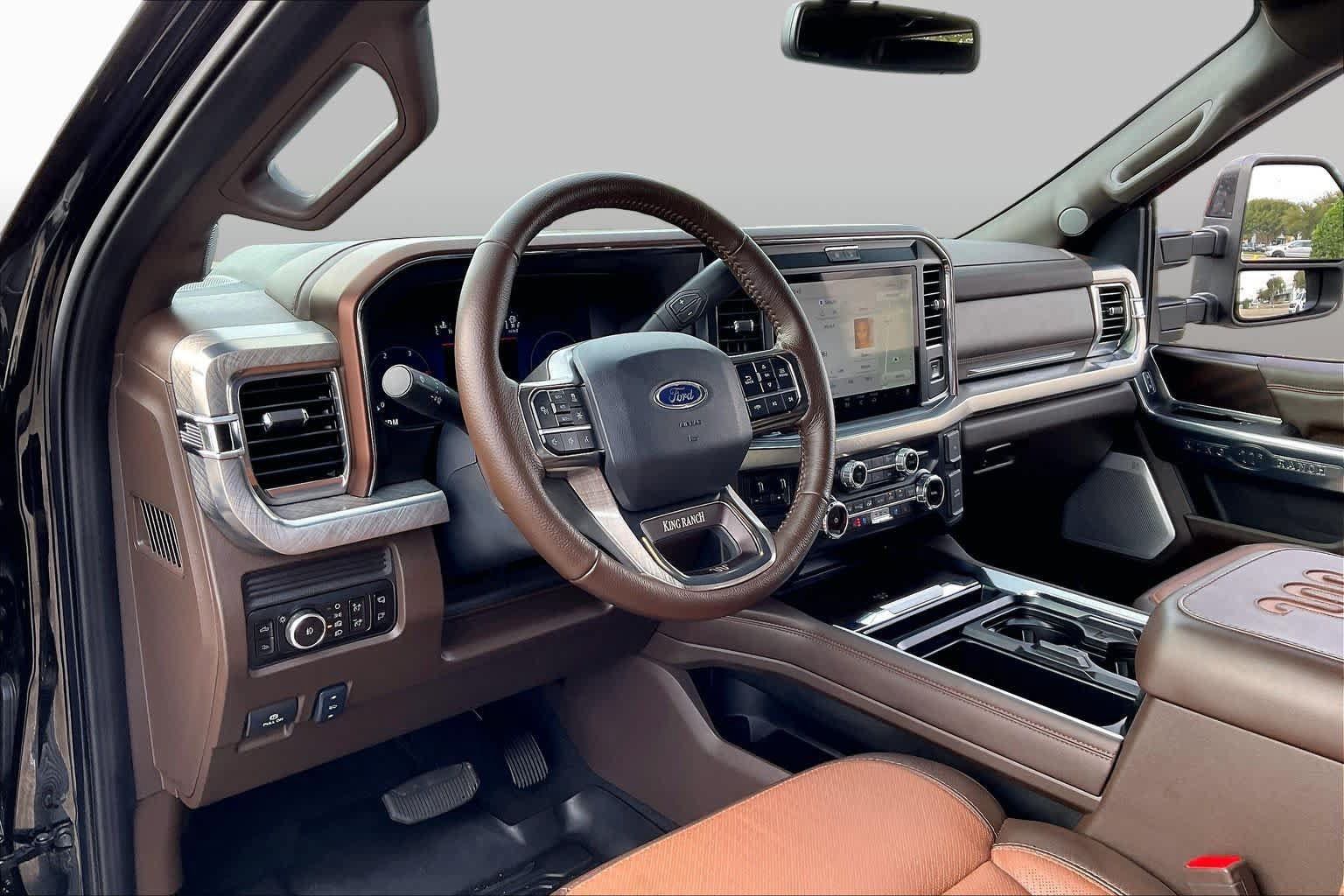 Used 2025 Ford F250 King Ranch w/ FX4 Off-Road Package AWD/4WD image 18