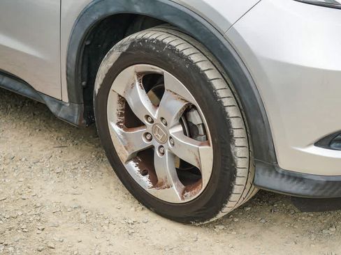Used 2016 Honda HR-V EX image 7