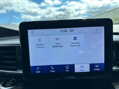 Used 2021 Ford Explorer Limited w/ Equipment Group 301A image 27